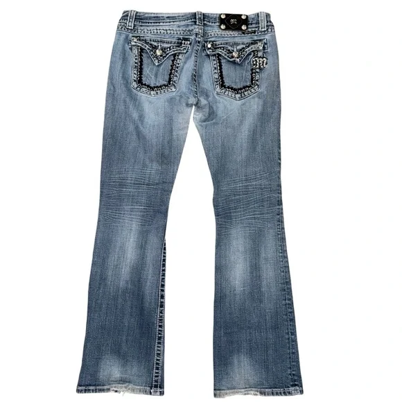 Miss Me Easy Boot Jeans Womens 30 Distressed Flawed Inner Thigh Wear Stretch - Picture 2 of 10